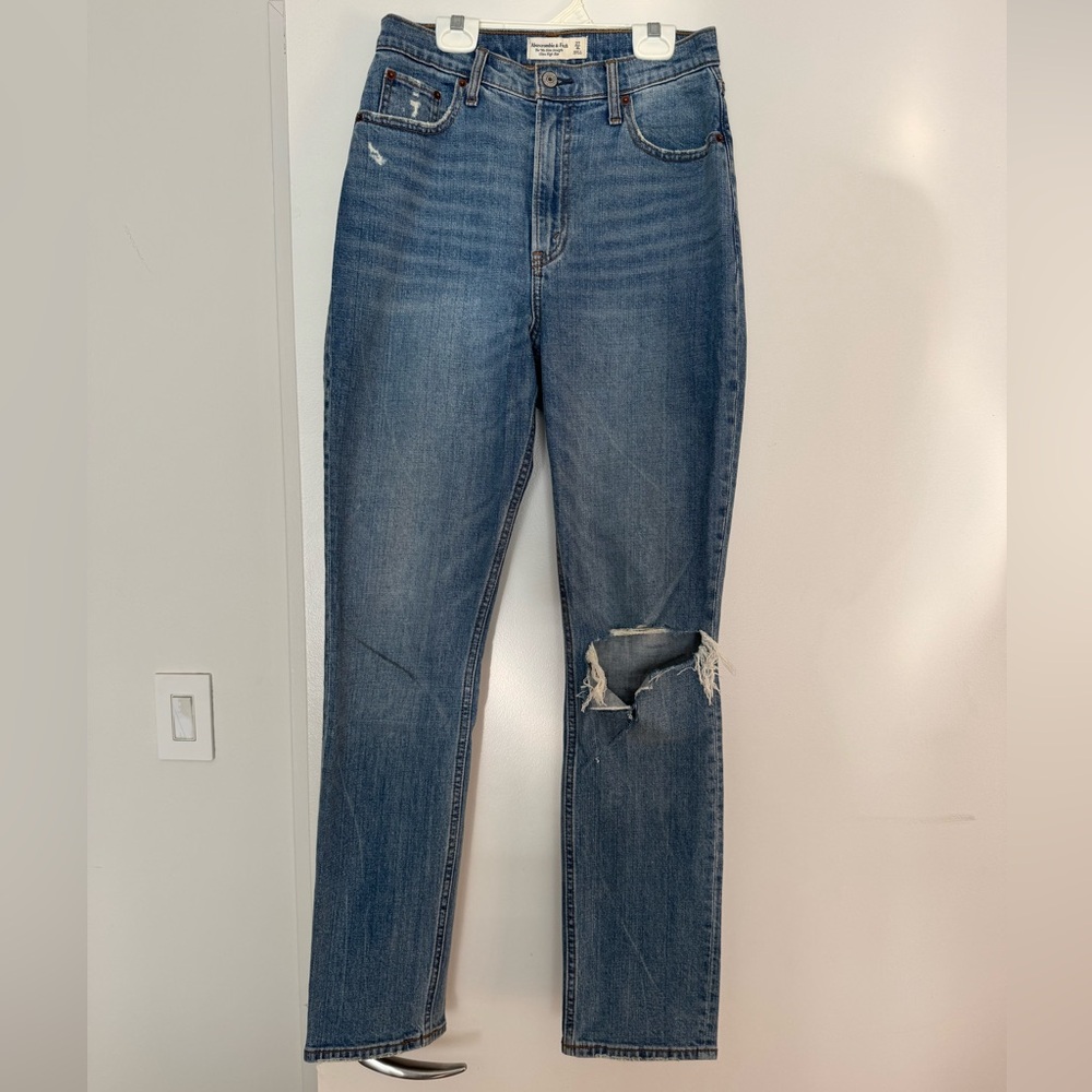 Classic Blue Distressed Women Jeans